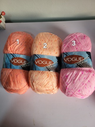 JUMBO VOGUE DOT YARN